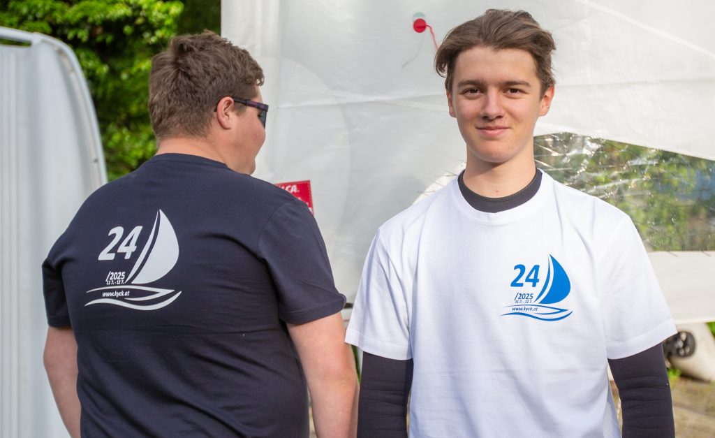 24-er T-Shirt